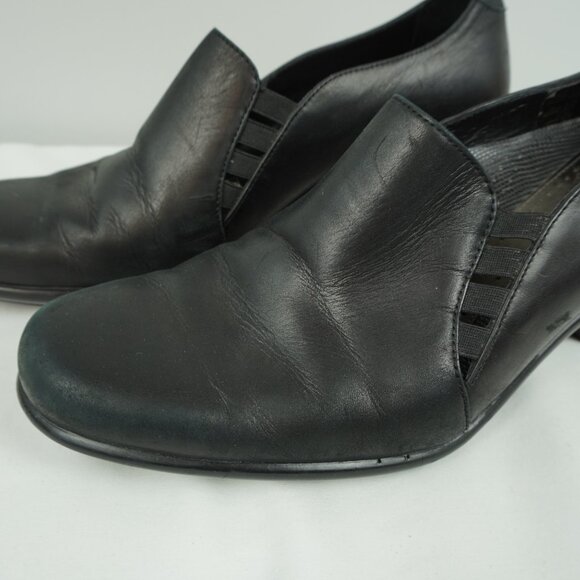 Dansko Black Slip On Heeled Shoe Size 9.5 - Picture 3 of 12